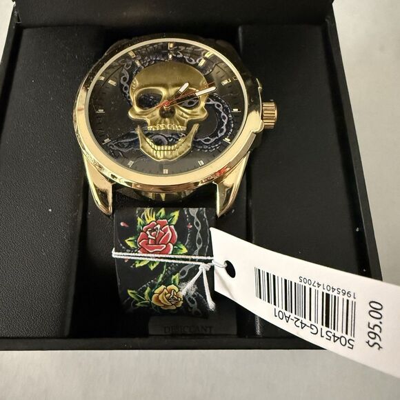 Ed Hardy Men’s Golden Skull Face Watch Black Sneak Floral Strap Goth New - Picture 3 of 4